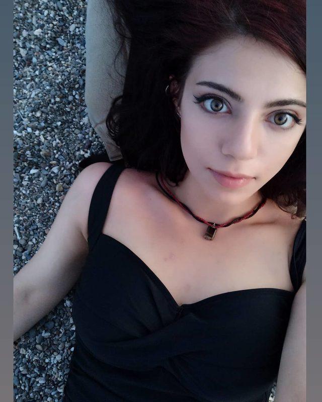 Gönül Dağı'nın Zeynep'i Güliz Albay, güzelliğiyle Instagram'ı salladı!