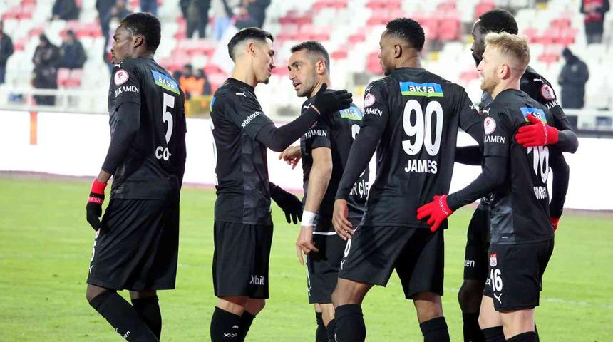 Sivasspor sürprize izin vermedi! Ankaragücü karşısında 2-1'lik galibiyet...