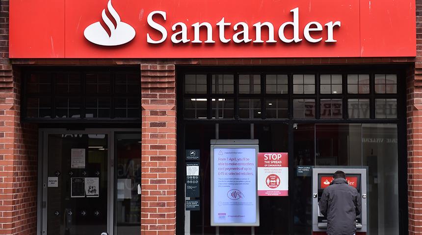 İngiltere'de bir banka Noel g&uuml;n&uuml; 75 bin hesaba yanlışlıkla 130 milyon sterlin dağıttı
