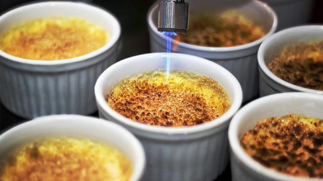 Krem Brüle (Creme Brulee) nasıl yapılır? Krem Brüle malzemeleri neler?