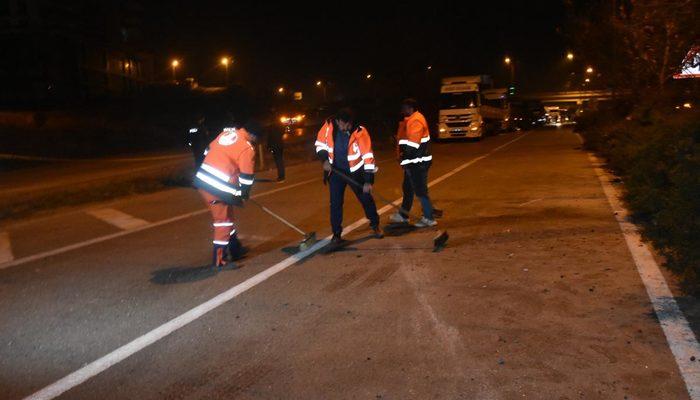 Kaza üstüne kaza! Kırıkkale'de yolu temizleyen işçilere otomobil çarptı: 2 yaralı