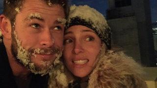 Chris Hemsworth'tan kar banyosu paylaşımı