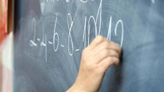 Son Dakika! Öğretmenlerle ilgili kritik yasa teklifi Meclise sunuldu! Maaşlar artacak