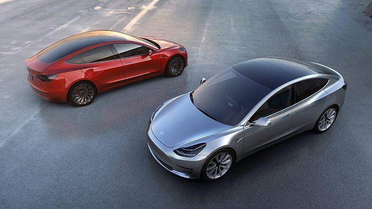 Tesla Çin'de binlerce aracını geri çağıracak