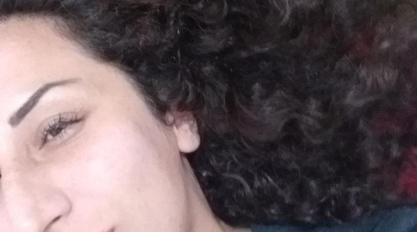 Genç kız hastane bahçesinde ölü bulundu! Sosyal medya hesabındaki yazı dikkat çekti