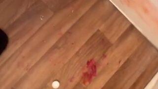 Köpeğini pembeye boyamak isteyen fenomen Isa Beastly’e sosyal medyada tepki yağdı