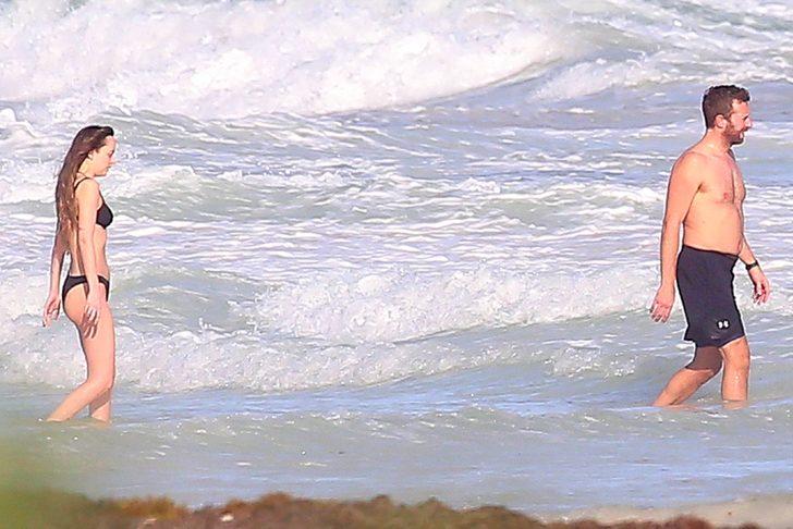 Dakota Johnson ve Chris Martin yeni yıla Tulum'da girdi! G5