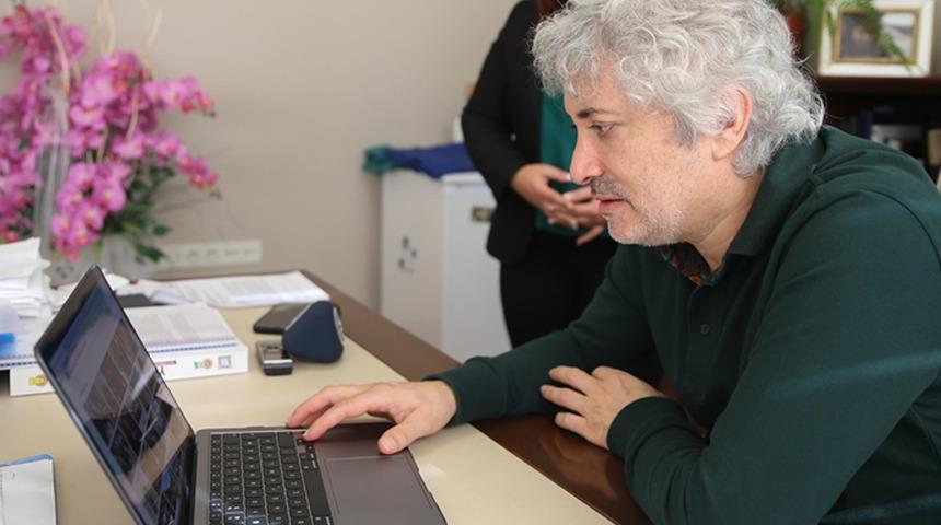 Asiye Ateş'in sağlık durumu! Doktoru Prof. Dr. Ömer Özkan açıkladı: Risk devam ediyor, birkaç güne belli olur