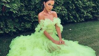 Bensu Soral ile Hakan Baş arasındaki buzları Paris'te eritti! Bensu Soral'ın kıyafeti olay oldu! 