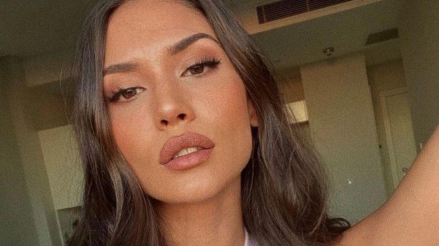 Alp Navruz'la ilişki yaşamıştı! Miss Turkey güzeli Ebru Şam'ın pozlarına bakan bir daha baktı!