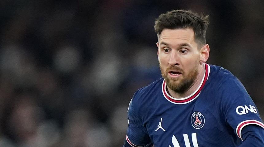 Lionel Messi'nin de aralarında olduğu d&ouml;rt Paris St-Germain oyuncusunda Covid-19 tespit edildi