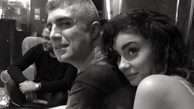 Özcan Deniz'den kendisinden 23 yaş küçük İranlı sevgilisi Samar Dadgar ile romantik paylaşım