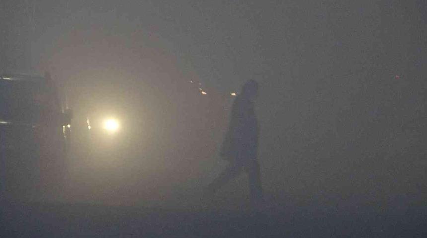 Hakkari'de göz gözü görmüyor! Hayat durma noktasına geldi