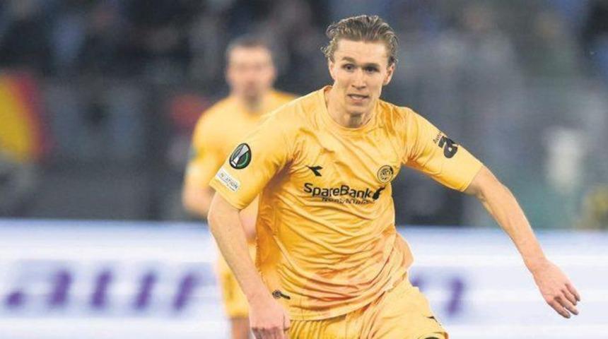 Ola Solbakken kimdir, aslen nereli? Galatasaray'a transfer olacak olan Ola Solbakken kaç yaşında, hangi takımlarda oynadı?