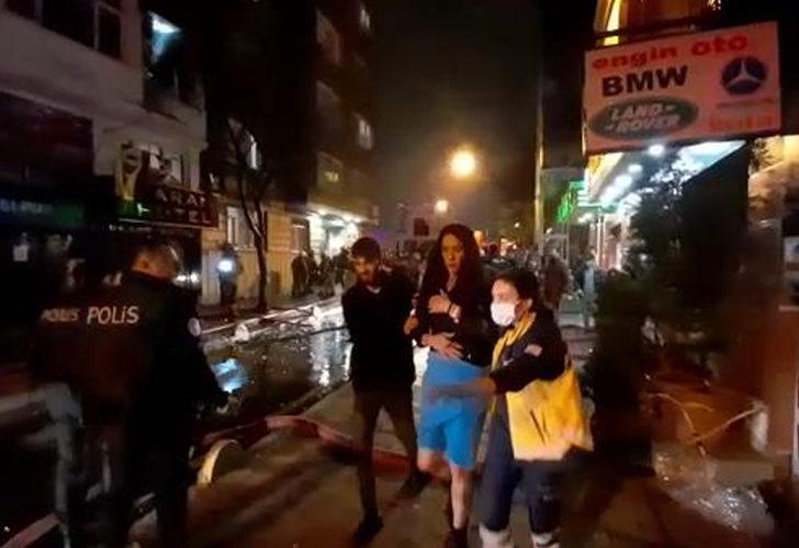 Son dakika: Fatih'te otel yangını! Mahsur kalanlar kurtarıldı
