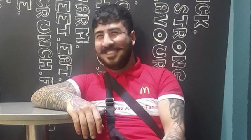 Filmde terörist rolünü oynadı, paylaştığı fotoğrafla hayatı kâbusa döndü