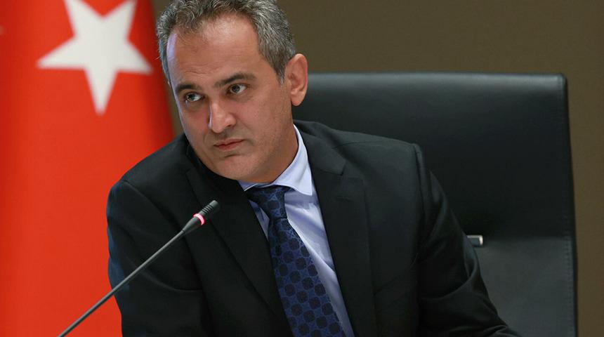 MEB hazırlıkları yaptı! Okullar yeniden kapanacak mı? Milli Eğitim Bakanı Özer’den net açıklama…