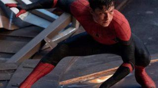 Tom Holland’tan şaşırtan itiraf! “Annem tuvalet molaları için Marvel’i azarladı” 