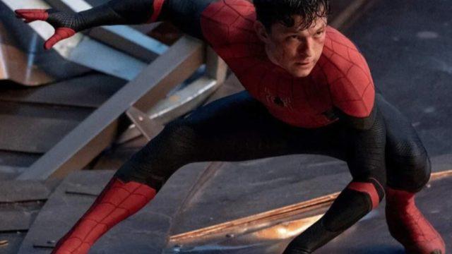 Tom Holland’tan şaşırtan itiraf! “Annem tuvalet molaları için Marvel’i azarladı” 