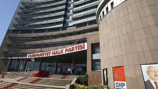 SON DAKİKA | CHP'den Milli Eğitim Bakanlığının kapısının zincir vurularak kilitlenmesiyle ilgili açıklama! İddialar gündem yaratmıştı...