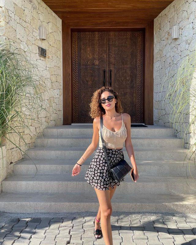 Özcan Deniz'in İranlı sevgilisi güzelliğiyle Instagram'ı salladı!