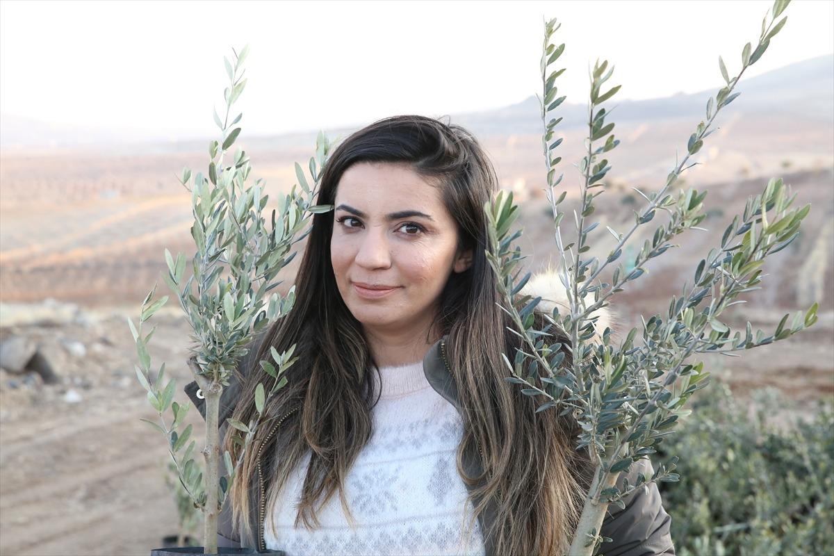 Avrupa'dan gelip Şanlıurfa'da fidan diktiler