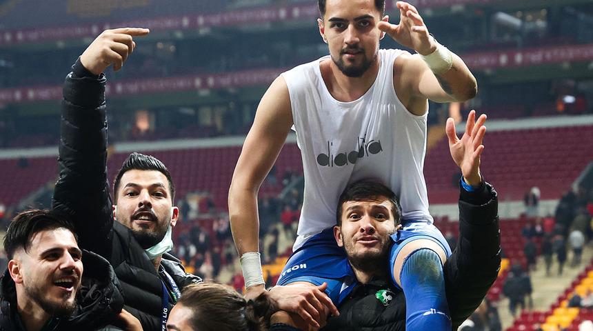 1 hafta önce G.Saray'ı elemişlerdi! Denizlispor'da koronavirüs vakaları korkunç boyutta