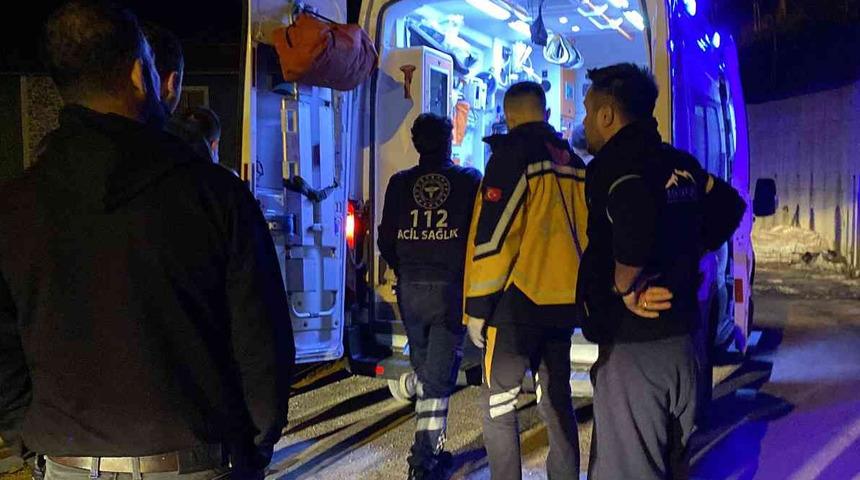 Çığlık seslerini duyan komşular yardıma koştu! 3 arkadaşın şakalaşması korkunç bitti