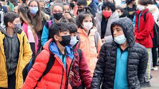 Okullarda korkutan olay! ‘Bu maskeleri almayın! Değiş tokuş yapıyorlar’