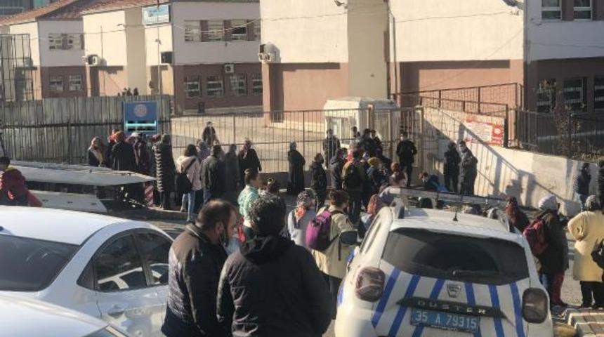 Son Dakika: İzmir'de ortaokulda 4 öğrenciye taciz! İdari soruşturma başlatıldı