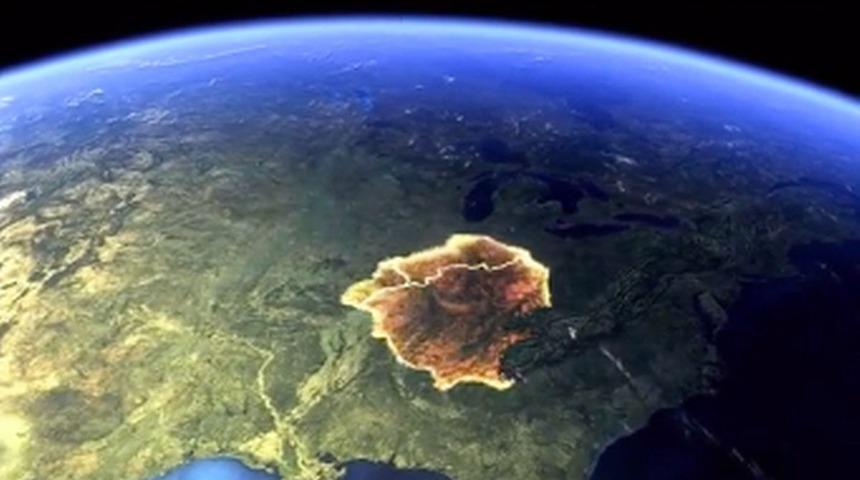 2714 yılından geldiğini söyleyen zaman yolcusu, 2022 yılında üç tarihe işaret etti