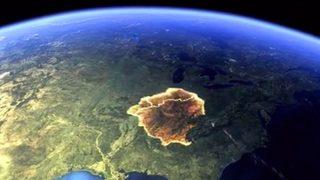 2714 yılından geldiğini söyleyen zaman yolcusu, 2022 yılında üç tarihe işaret etti