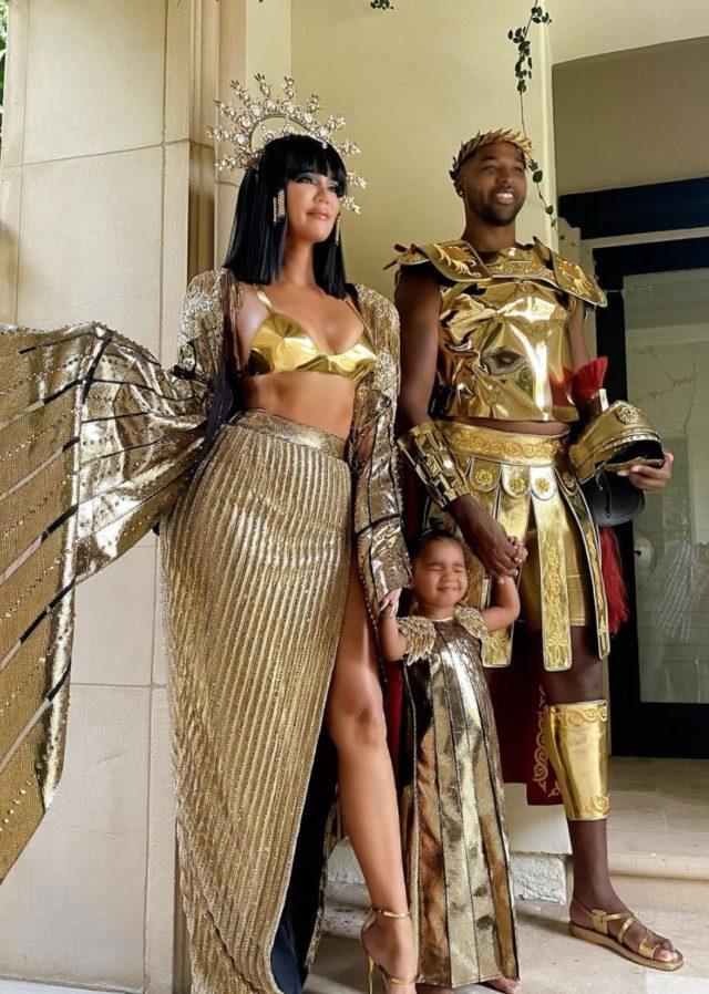 khloe-kardashian-tristan-thompson-are-halloween-royalty-photos-with-true-after-reconciliation