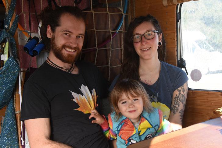 Antalya’nın Demre ilçesi Birleşmiş Milletler gibi! Karavan tatilinde yerli ve yabancı turistler bir araya geldi G5