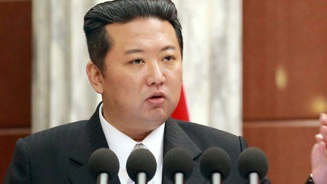 Kuzey Kore Japon Denizi'ne 'bilinmeyen bir cisim' fırlattı, Japonya 'Balistik füze olabilir' diyor