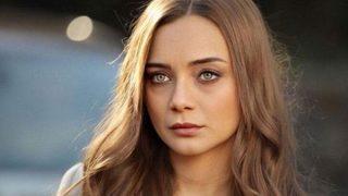 Aziz'in Dilruba'sı Damla Sönmez sırt dekolteli pozuyla beğeni topladı!