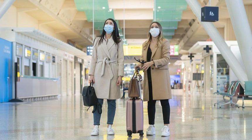 Covid: İngiltere'de seyahat şirketleri test kurallarının kaldırılmasını istiyor