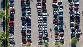 Son dakika: Cumhurbaşkanı Erdoğan duyurmuştu! Araç stoklayan bayilere idari para cezası