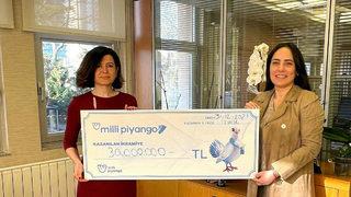 SON DAKİKA | 30 milyon TL kazanan talihli, çekini aldı! 2022 Milli Piyango yılbaşı çekilişinde büyük ikramiye çeyrek bilete çıkmıştı