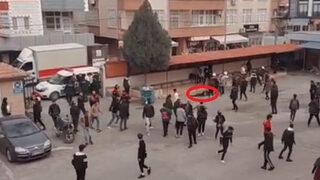 Hem öğrenciler hem veliler kavga etti! 