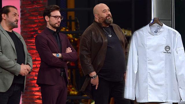MasterChef'te üçüncü finalist kim oldu? Şef ceketini hangi yarışmacı giydi? 5 Ocak MasterChef 2021'de çeyrek finale kim kaldı?