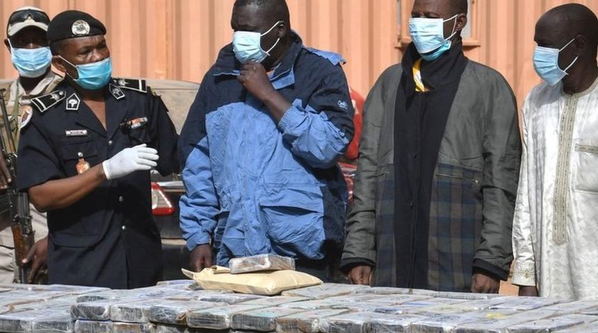 Nijer'de belediye başkanının arabasında 214 kilo kokain bulundu