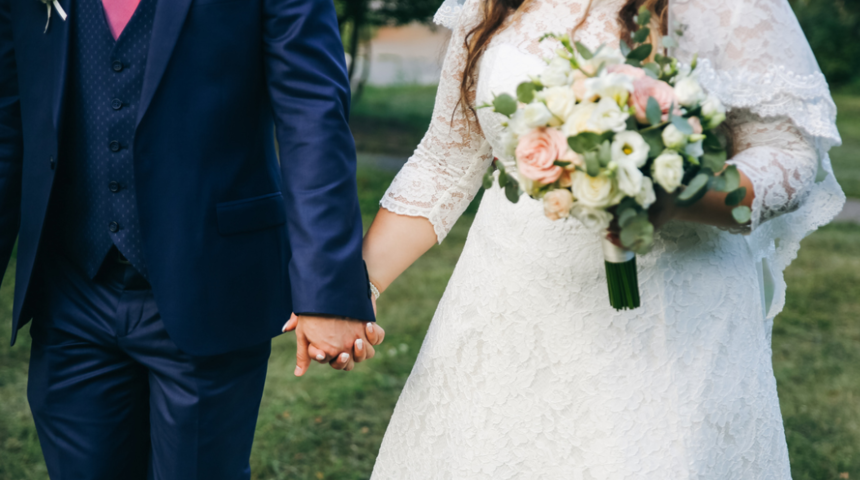 Evlendikten 7 ay sonra boşanma kararı alan eş bahanesiyle şaşkına çevirdi! ''Büyükanneme benzedi''