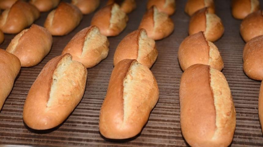 Fırıncıların rekabeti vatandaşa yaradı: Ekmekte eski fiyata döndüler