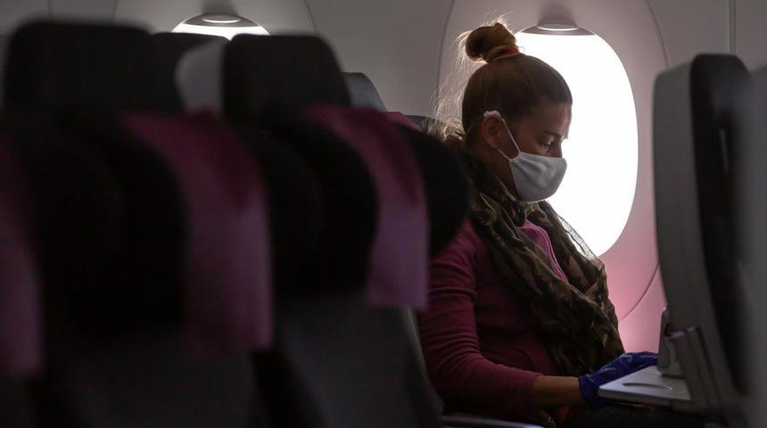 Koronavirüs paniği! Uçaktan indiklerinde şoke oldular, neredeyse hepsi...