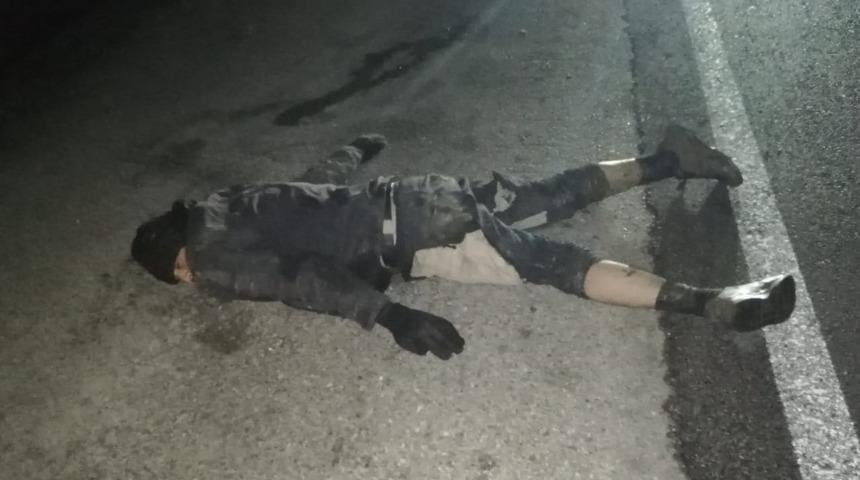 Edirne'de Afgan göçmen saklandığı tırdan düştü! Sürücü son anda fark etti