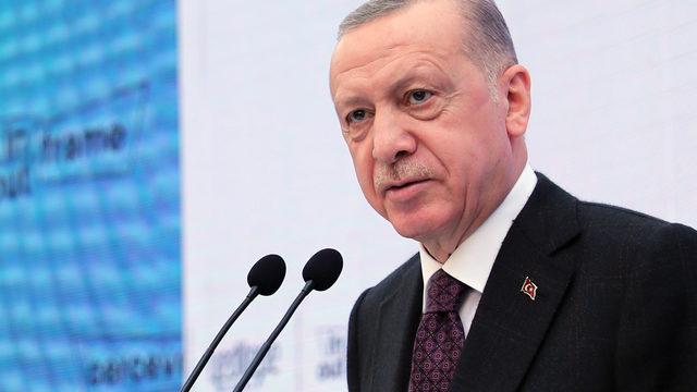 SON DAKİKA | Cumhurbaşkanı Erdoğan sinsi saldırı diye uyardı: Sapkınlığı, marjinalliği sanat adı altında normalleştirme gayesi taşıyorlar
