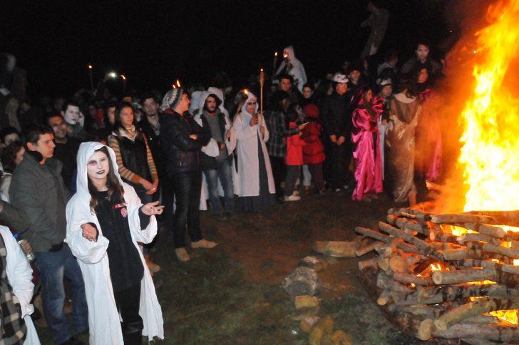 Balkan geleneği ‘Bocuk Gecesi’ koronavirüs engeline takıldı! 15 Ocak’ta düzenlenecek G3