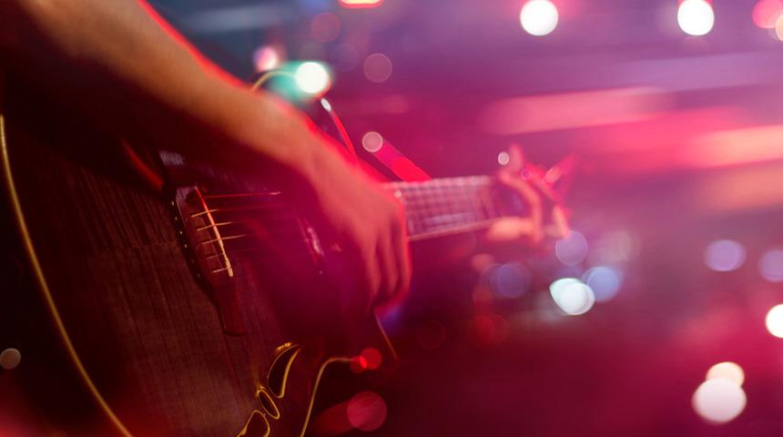 Resmi Gazete'de yayımlandı! 'Hassas' yerlerde 24.00'ten sonra canlı müzik yasaklandı