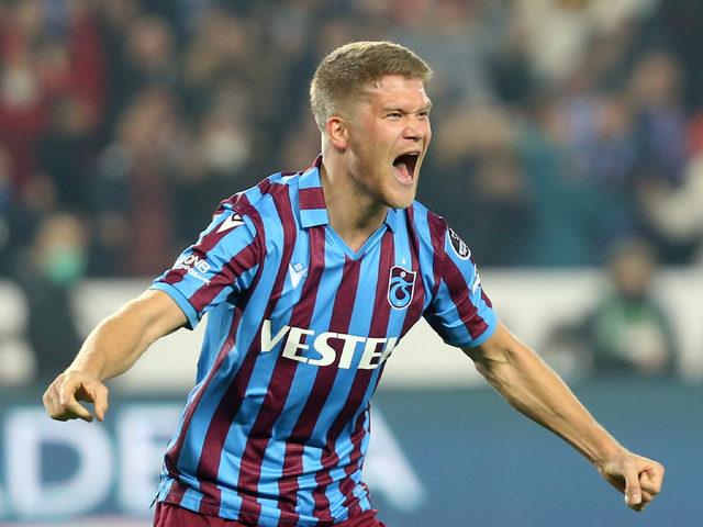 Cornelius'u durduruna aşk olsun! Sörloth'u bile geride bıraktı